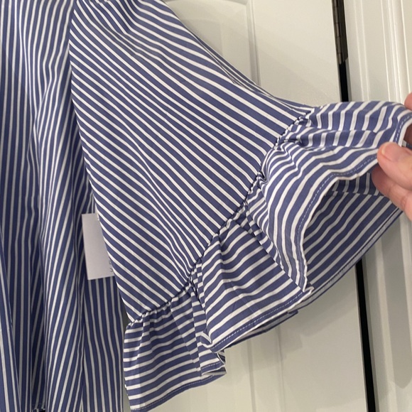 Boutique top. - Picture 4 of 7